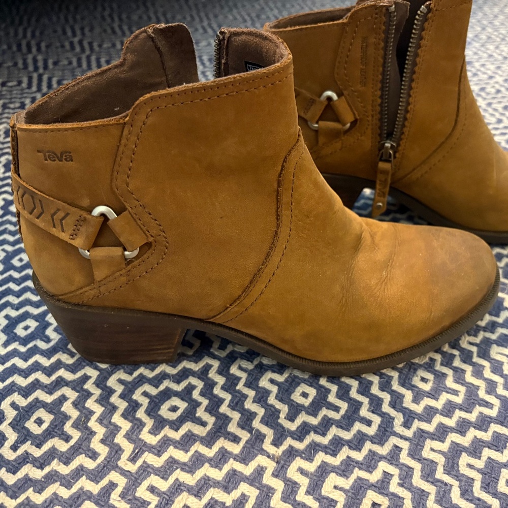 Teva Foxy waterproof Bootie